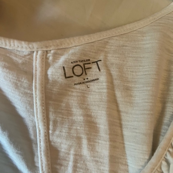 Loft white tee. Size large. - Picture 2 of 2